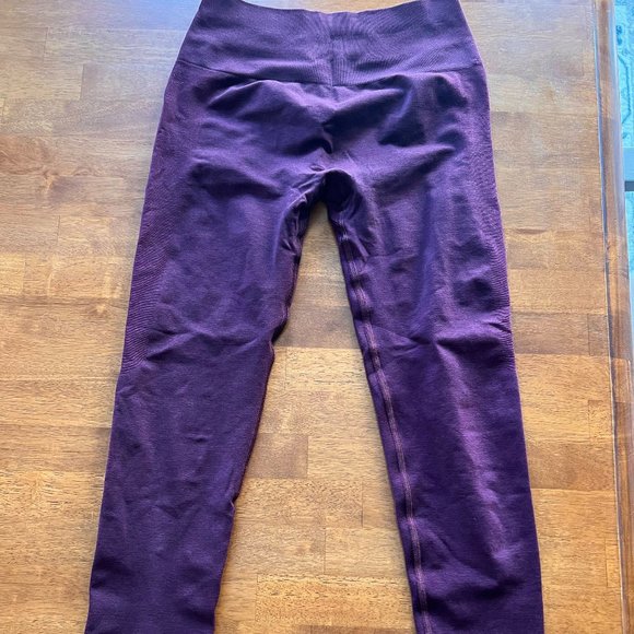 Alphalete Amplify - Black Cherry - Picture 3 of 3